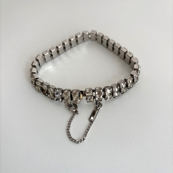 Vintage 1950’s Duane Link Bracelet Safety Chain Rhinestones Silver Tone - Picture 1 of 15